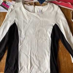 EUC Chico’s color block contour 3/4 sleeve top